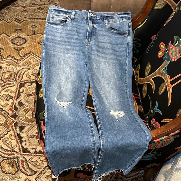 Lucky Brand Denim - Lucky Brand Distressed straight leg Jeans. Mid rise with raw hem size 12/31